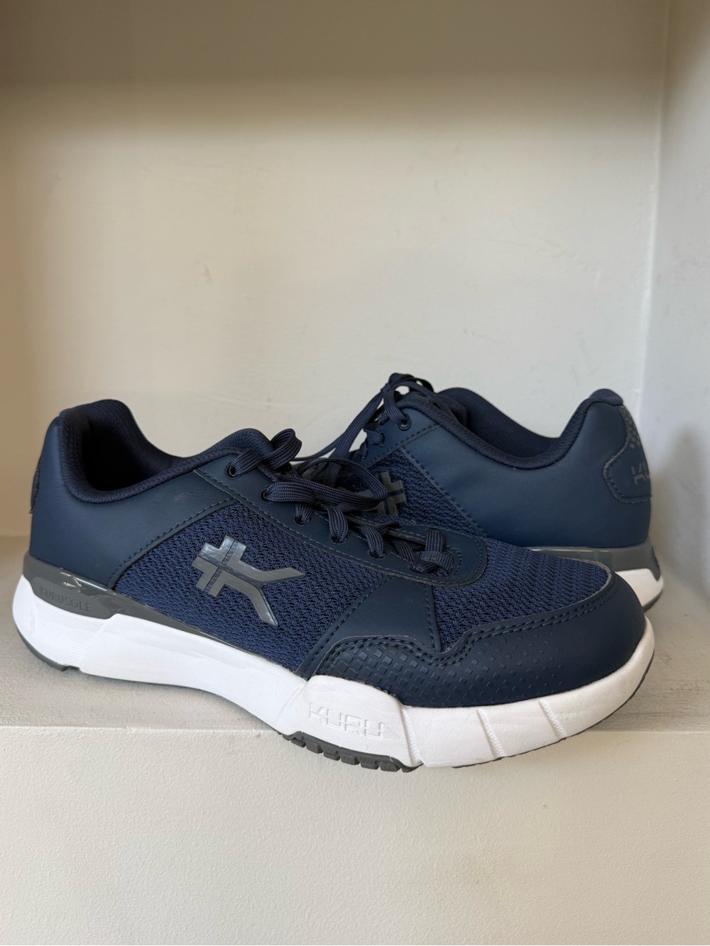 KURU Men’s Navy Blue Athletic Sneakers with White Soles 10.5 Wide 2E